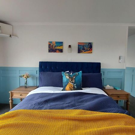 Duxhouse Bnb ไตฮาปิ ภายนอก รูปภาพ